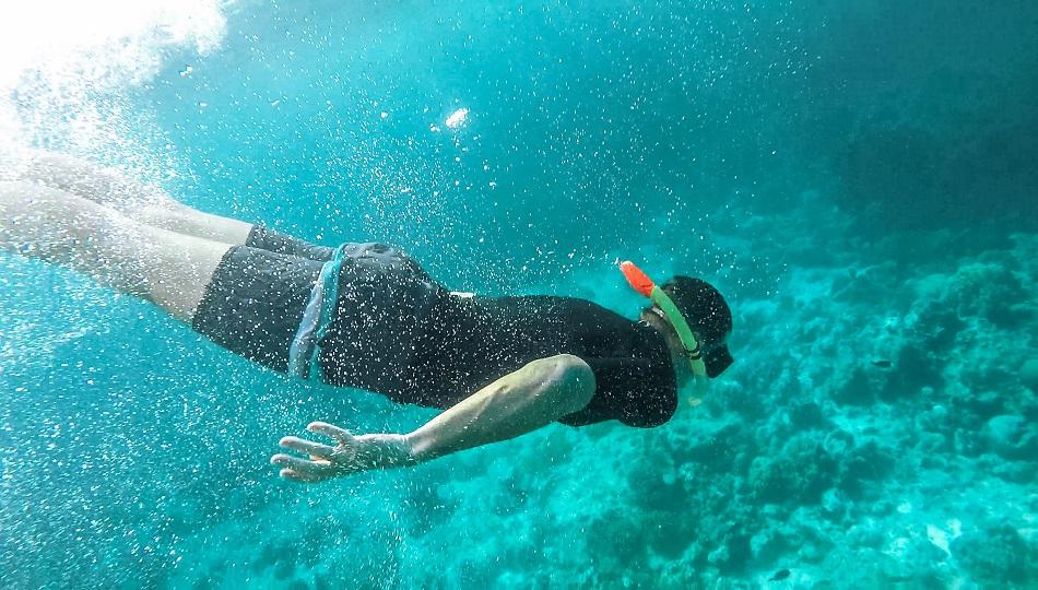 Alona Beach snorkeling Panglao, Bohol