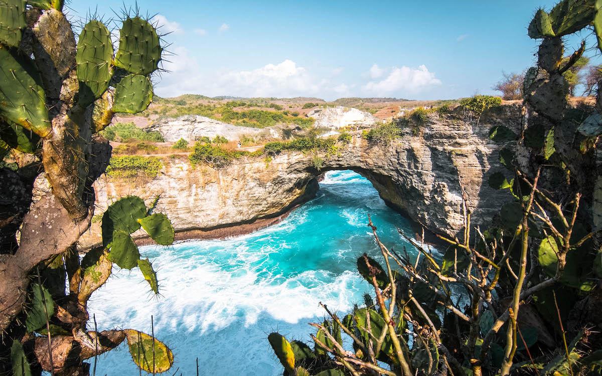 Broken Beach Nusa Penida view