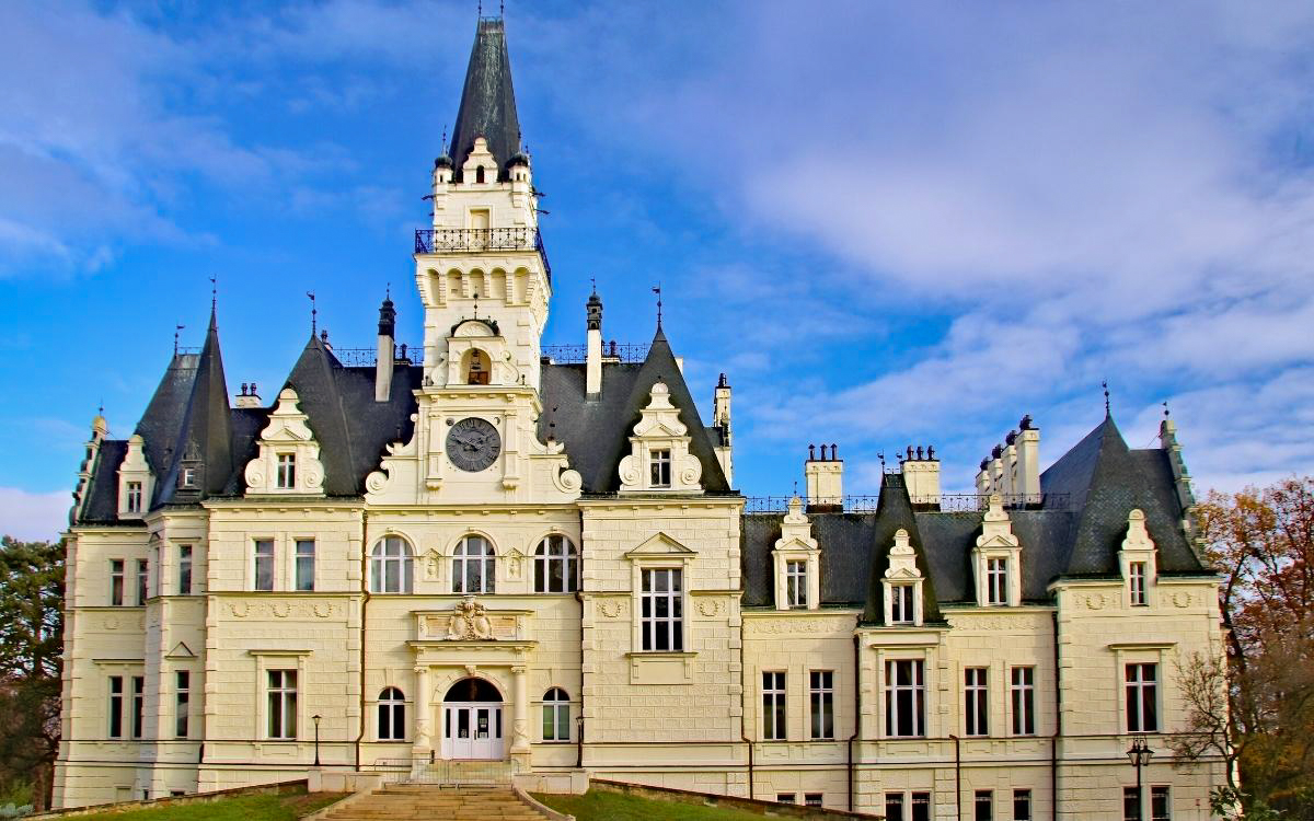 Bratislava day trips, day trips from Bratislava, places to visit from Bratislava