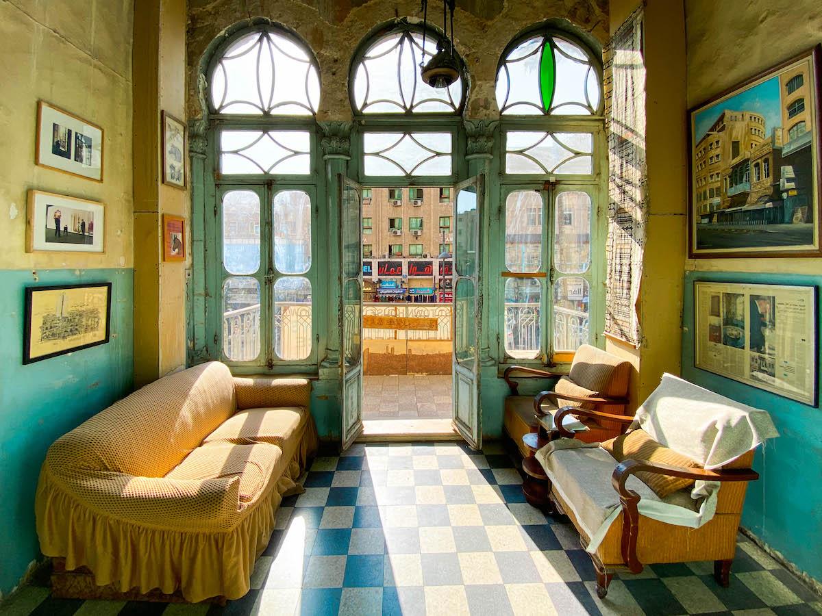 visiting dukes diwan in amman