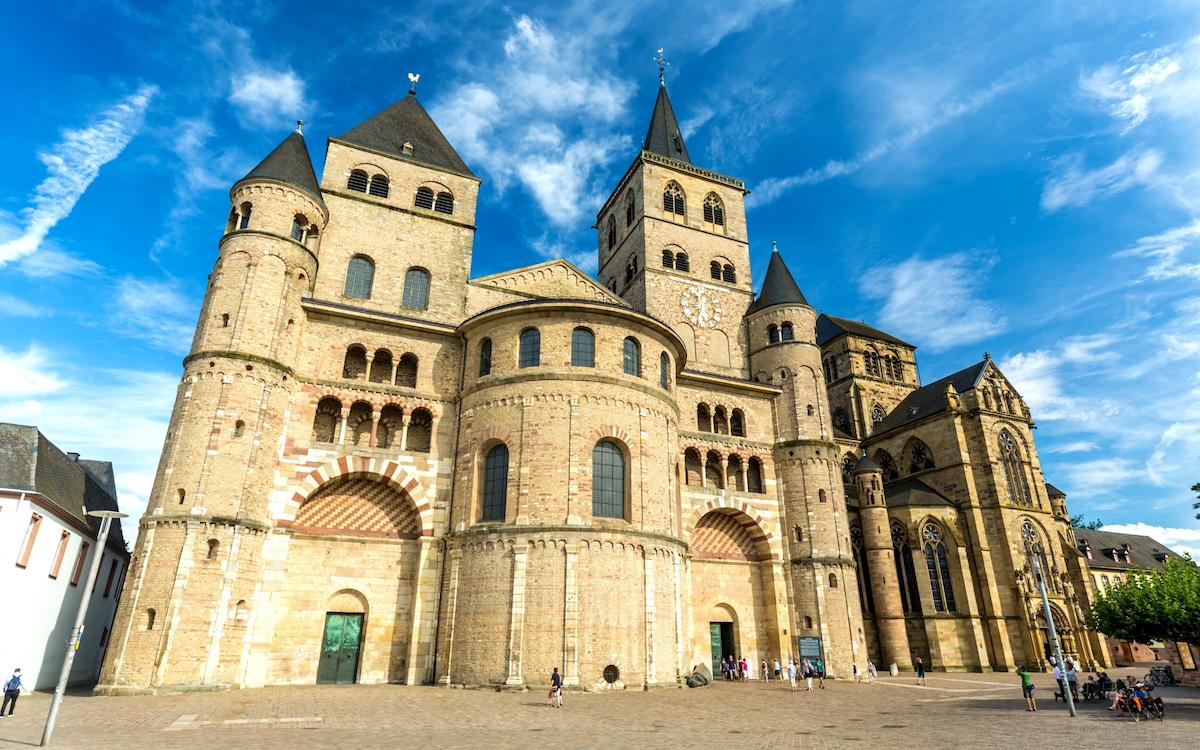 hidden gems in Europe, off the beaten path places in Europe, offbeat places in Europe, off the beaten track destinations in Europe, secret places in Europe, hidden places in Europe