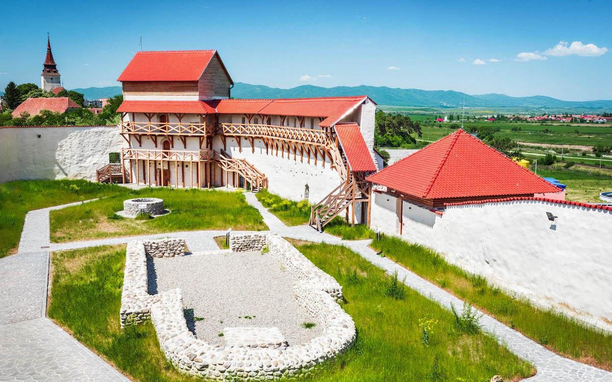 best castles in transylvania, top castles in transylvania, beautiful castles in transylvania, fortresses in transylvania