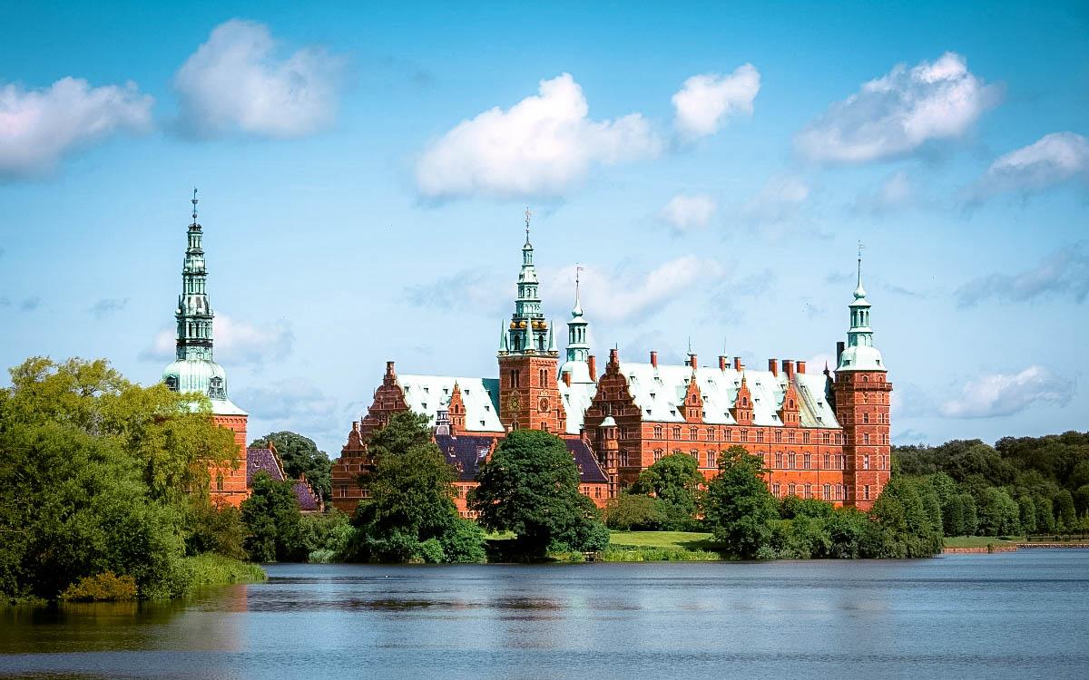 Frederiksborg Castle, Denmark - the most beautiful castles in Europe, fairytale castles in Europe, top castles in Europe, must-visit castles in Europe. unique castles in Europe