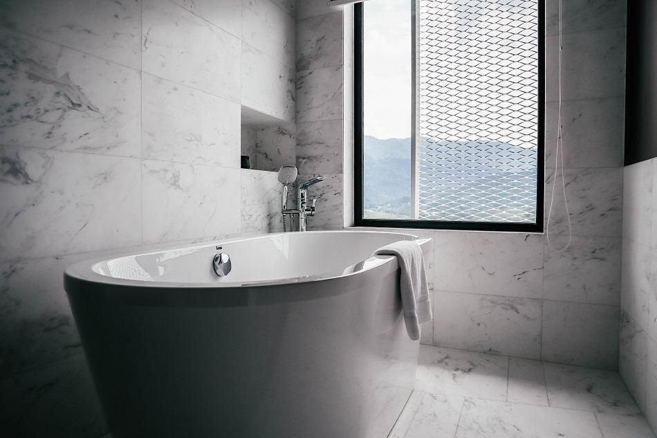 G Hotel Kelawai George Town Executive Premier room bathroom