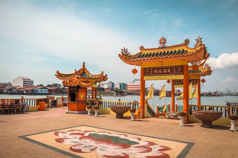 Hean Boo Thean floating temple in George Town, Penang