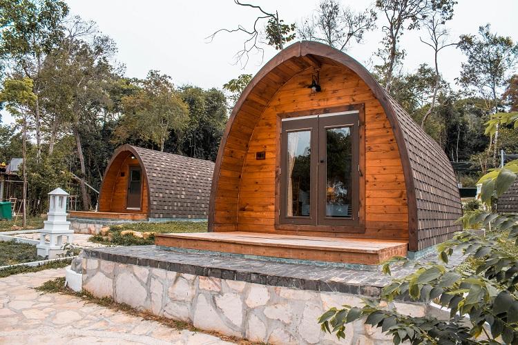 Independence Hotel Sihanoukville wooden pods