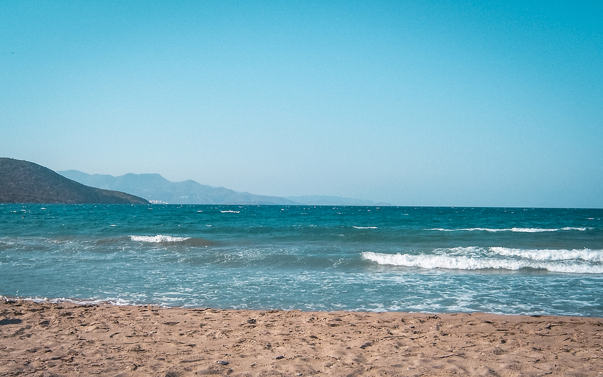 beaches near heraklion, heraklion beaches, beaches in heraklion