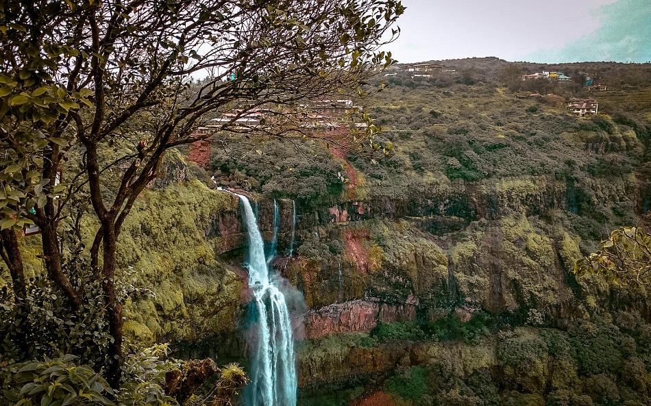 Lingmala Waterfall, India