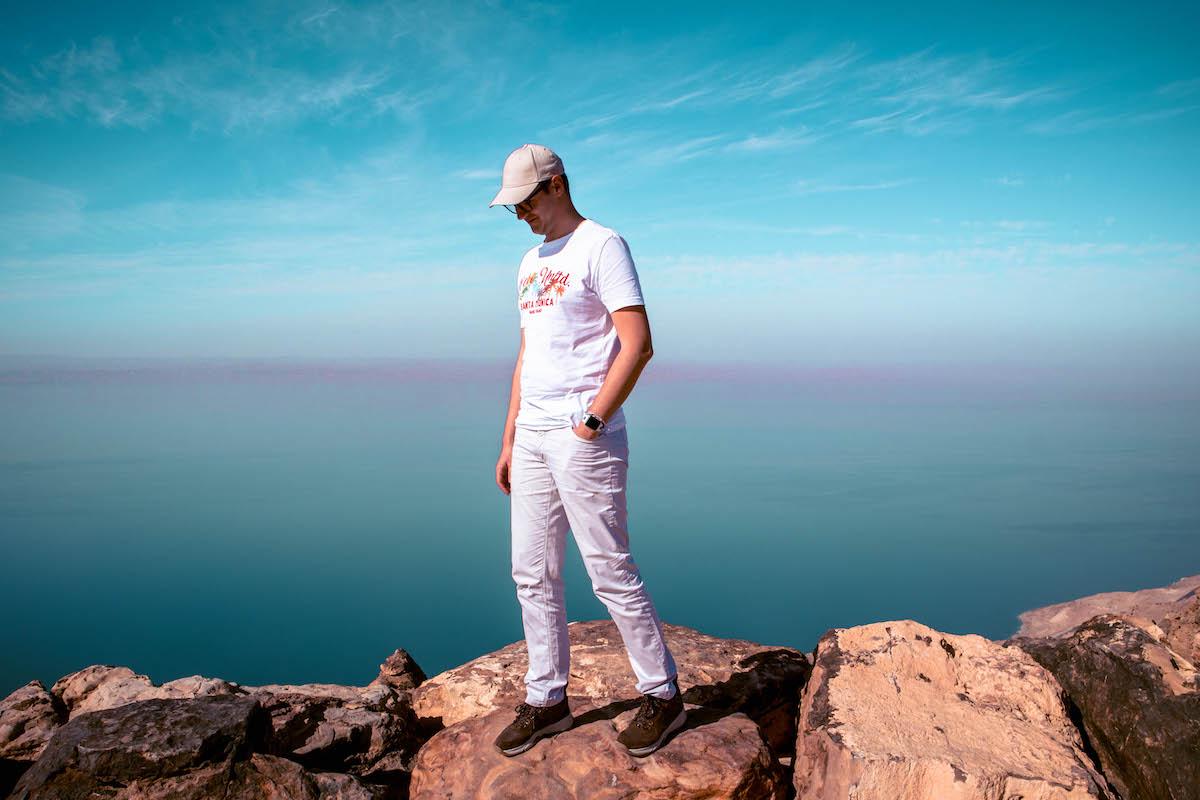 Jordan dress code, what to wear in Jordan, how to dress in Jordan. clothes to wear in Jordan