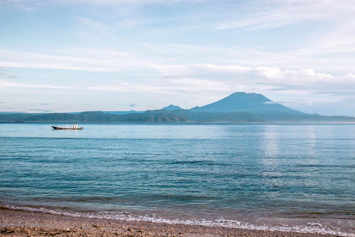 best beaches nusa penida, top beaches in nusa penida, nusa penida beaches, hidden beaches nusa penida, popular beaches in nusa penida