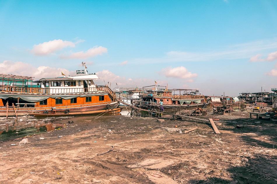 Mingun Jetty in Mandalay