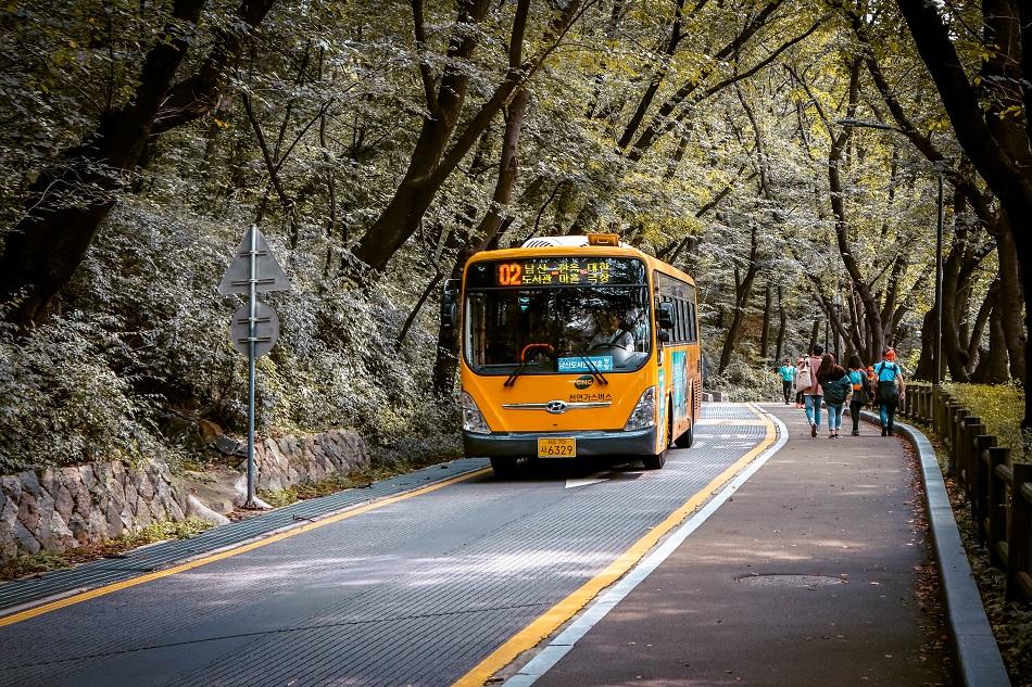 Bus to N Seoul Tower