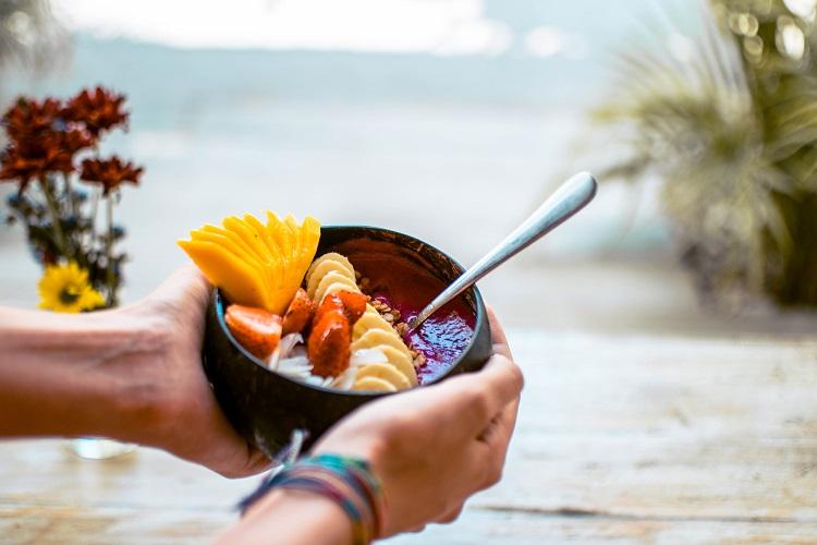 Nalu Bowls Bali smoothie fruit bowl