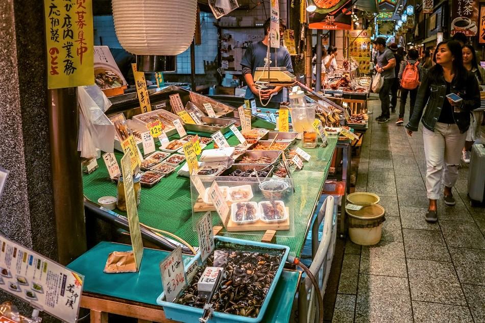 Nishiki Food Market Kyoto shops