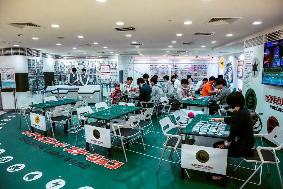 Osaka Pokemon Center card game