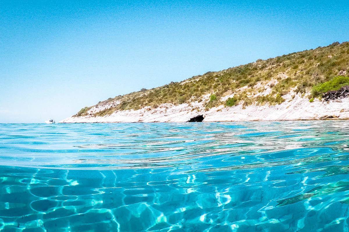 Porat Beach Bisevo Island - best beaches in croatia, top beaches in croatia, most beautiful beaches in croatia, hidden beaches in croatia