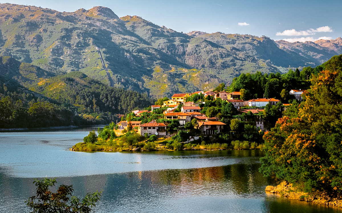 day trips from porto, places to visit from porto, destinations near porto, porto day trips