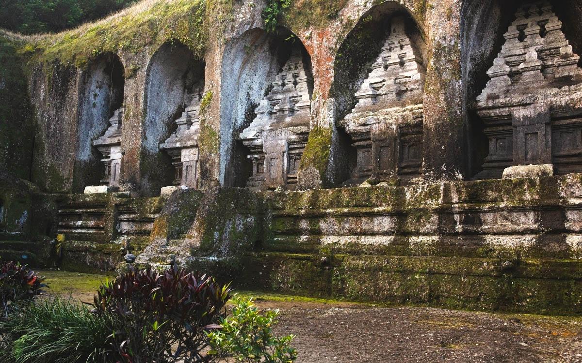 best temples in bali, best balinese temples, beautiful temples in bali, top balinese temples, top temples in bali, sacred temples bali, unique temples bali, popular temples bali, famous temples in bali