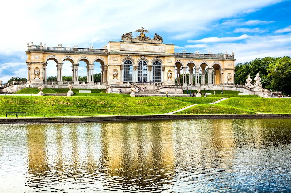 Schonbrunn Palace Vienna