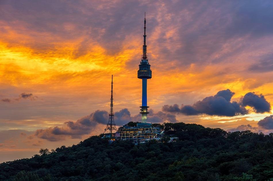 N Seoul Tower at sunset