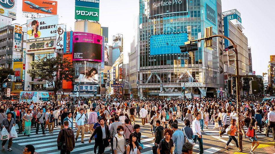 People crossing Shibuya in Tokyo