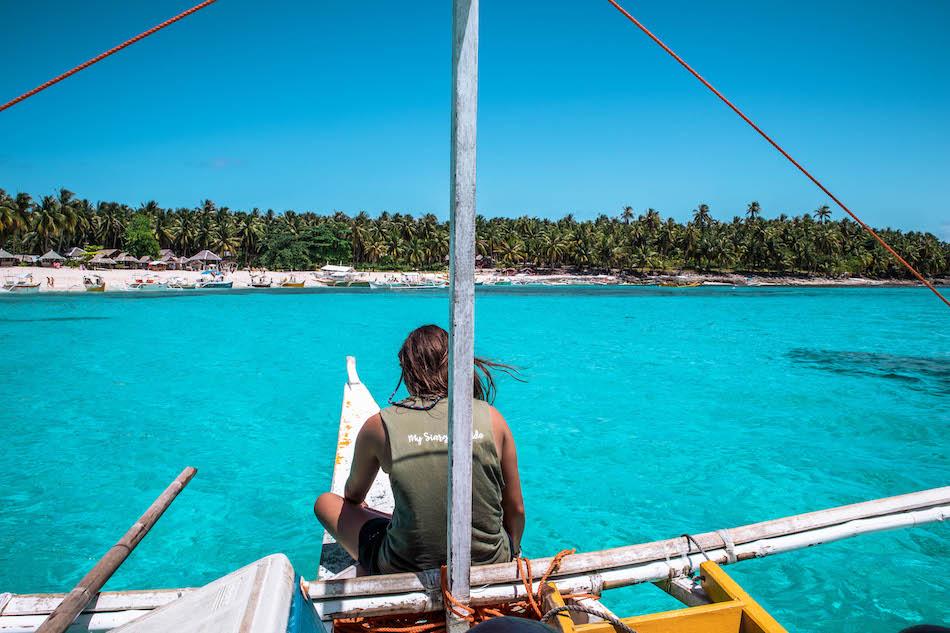 Island Hopping in Siargao - Daku Island, Guyam Island, Naked Island. Islands near siargao, siargao island tour