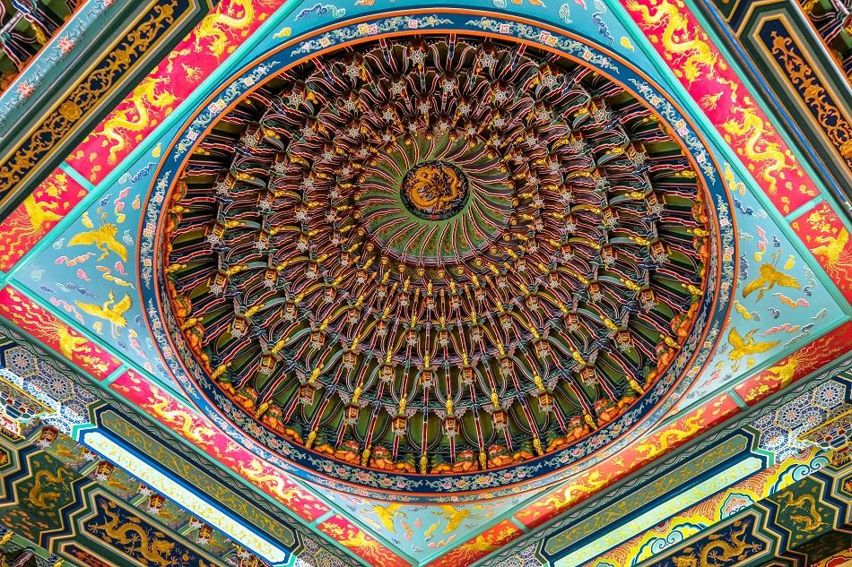 Thean Hou Temple, Luala Lumpur prayer hall