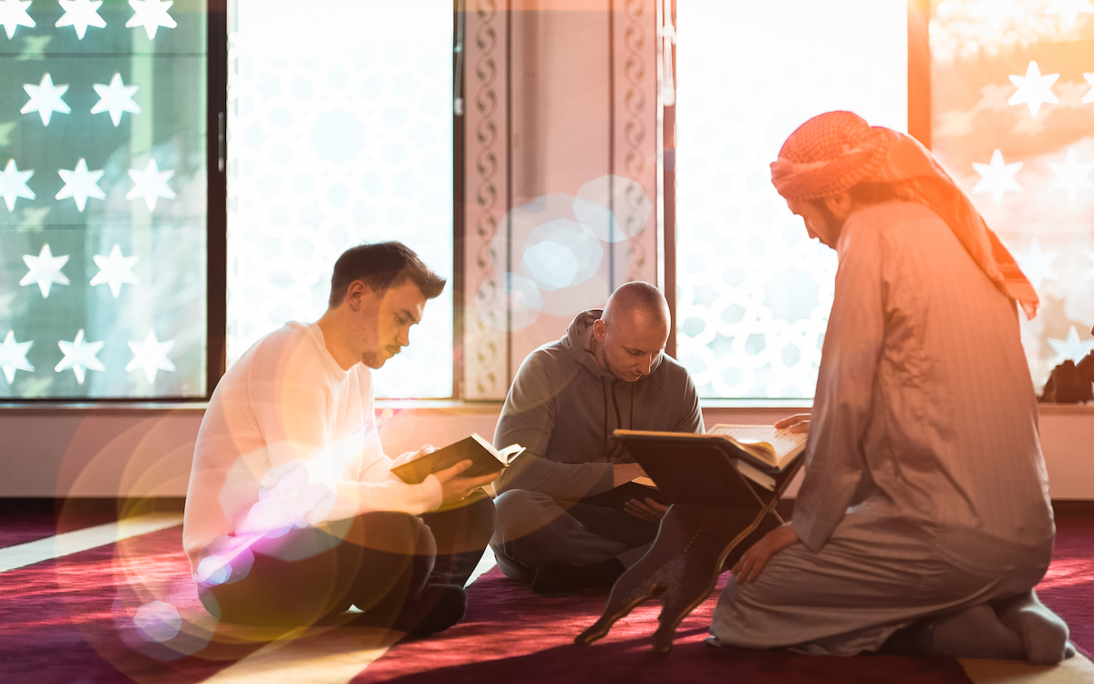 what to wear in egypt, egypt dress code for women, egypt dress code for men,