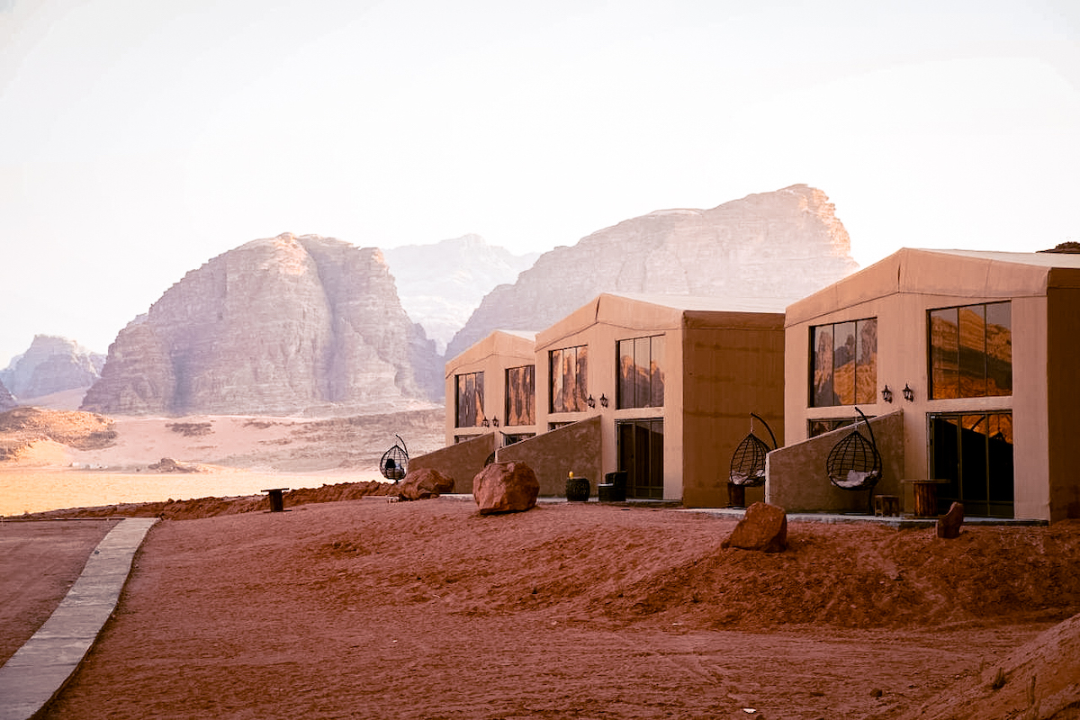 luxury camp wadi rum, wadi rum camping, wadi rum glamping, camping in wadi rum, best wadi rum camps, luxury camps in wadi rum, top camps in wadi rum